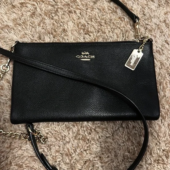 Coach Kyle Crossbody - Picture 4 of 9